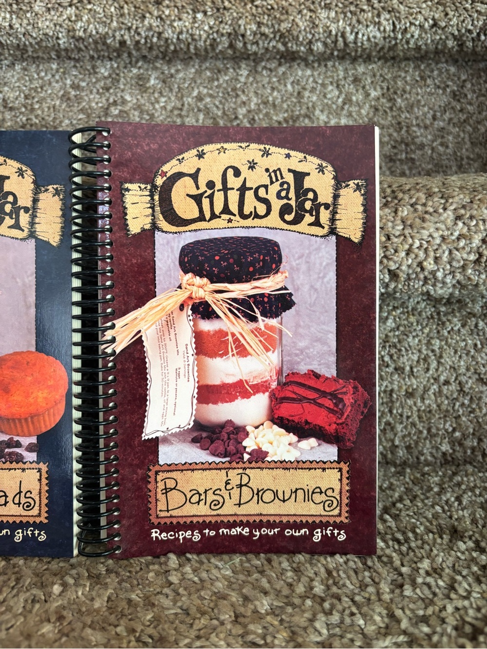 Gift Jar Recipe Books Set - Assorted Covers with Jar Artwork - Picture 3 of 6